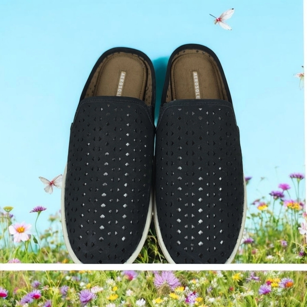 AEROSOLES SIZE 8 SLIP ON BLACK FUN LEATHER MULE‎ SHOES LASER CUT NWT